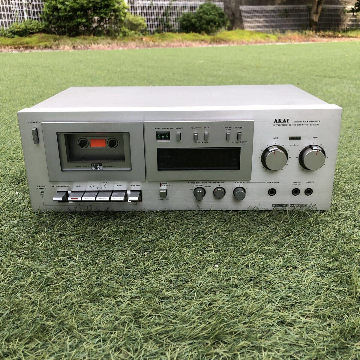 【AKAI アカイ GX-M30】ステレオカセットデッキ メタルテープ対応 日本製 未確認 昭和レトロ オーディオ機器 インテリア拍卖