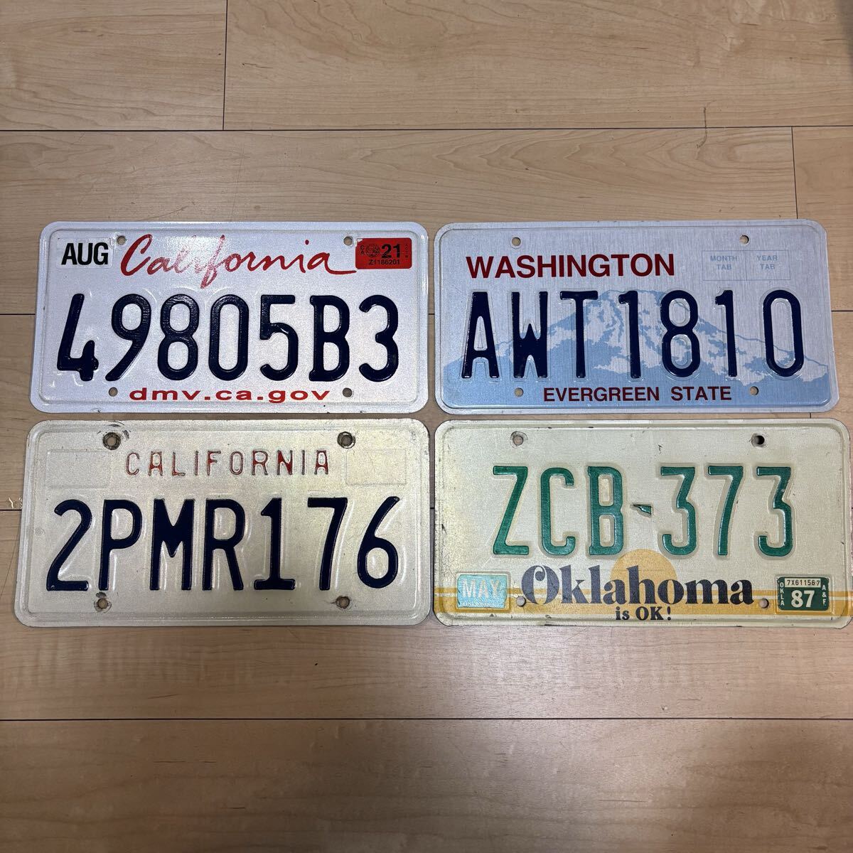 州違い4枚セットアメリカナンバープレート ライセンスプレート検)アメリカ雑貨ガレージ雑貨アメ車シボレーダッジフォード店舗什器46拍卖