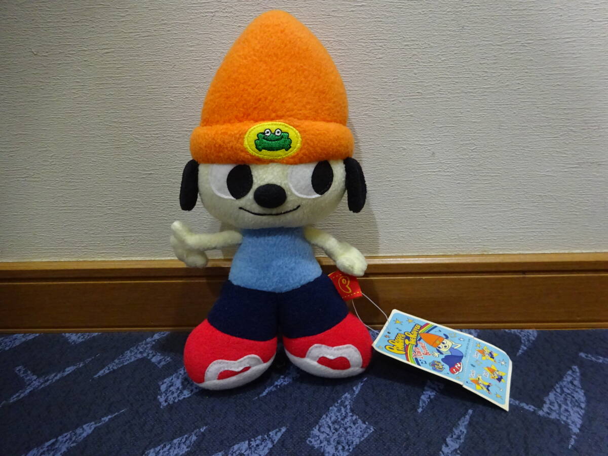 パラッパラッパー ぬいぐるみ ヌイグルミS 全長:約23cmございます。紙タグ付 かなり昔のお品です!現状渡しです!拍卖