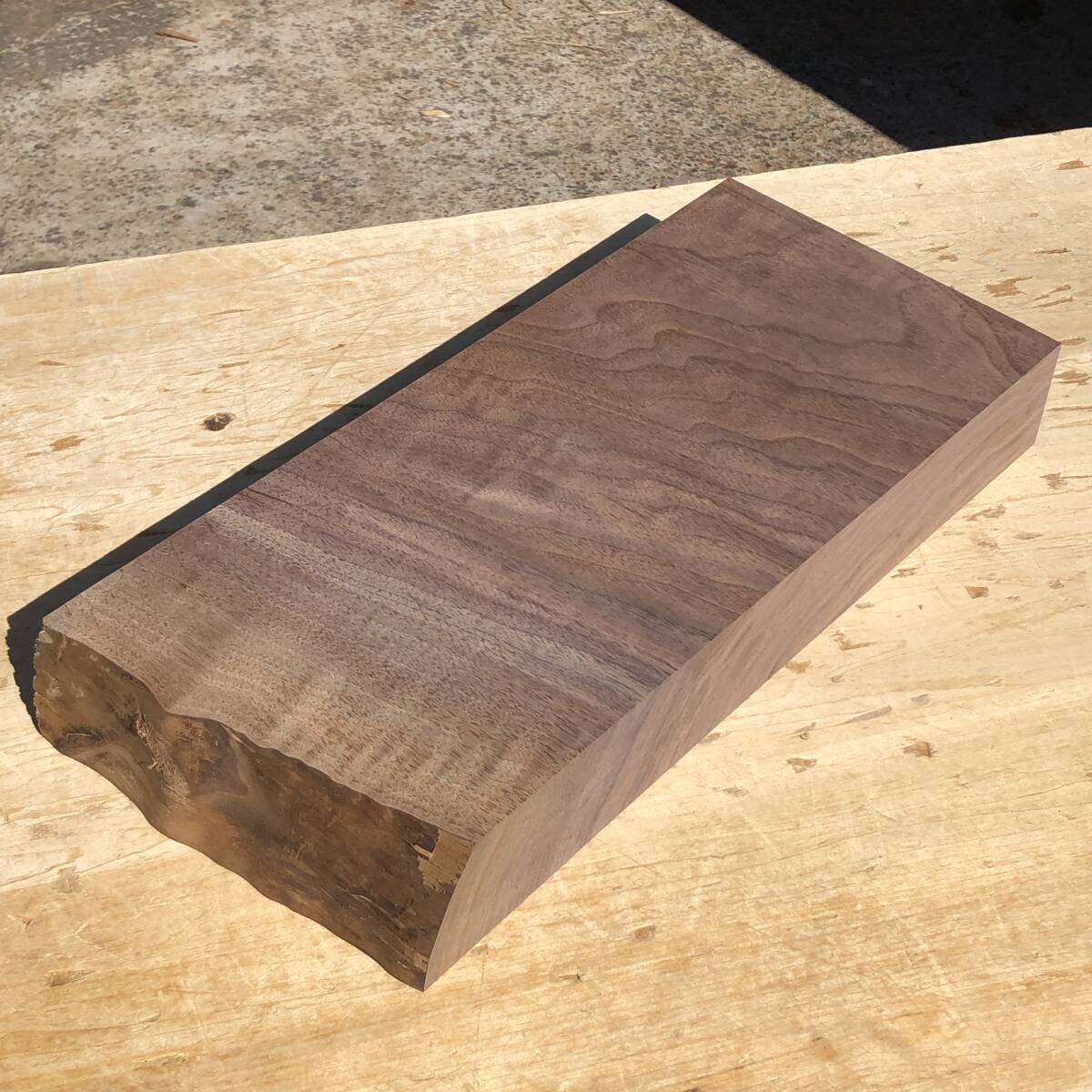 送料無料!ウォルナット【A660H】190×410~430×60mm 木工 DIY 天然木 自然素材 材木 木材 乾燥材 無垢材《銘木すずめや》拍卖