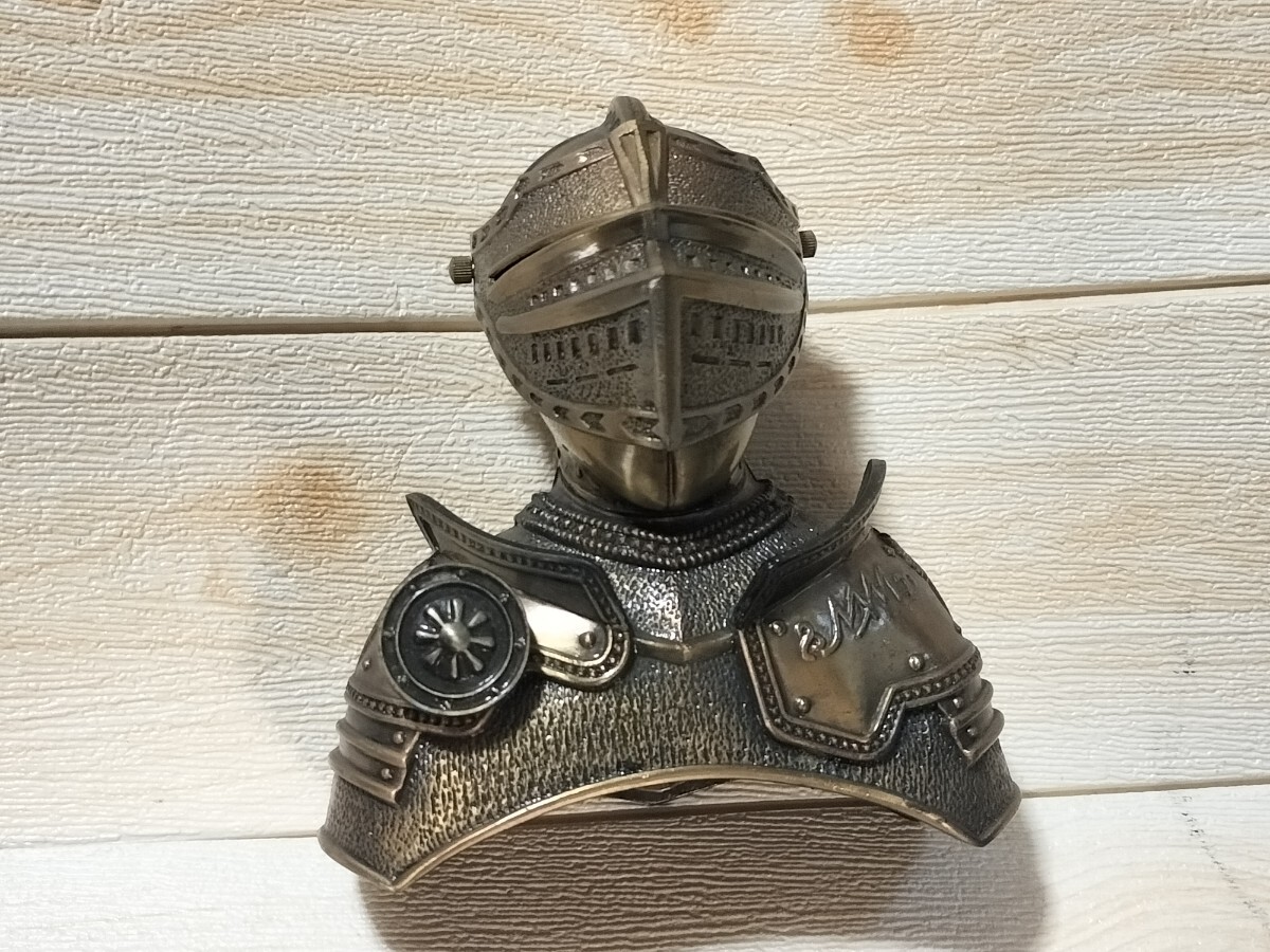 時代物!アルマニャック 甲冑ボトルカバー 鎧 !西洋甲冑 !ウィスキー! アンティーク !騎士!アルコール グッズ!金属製!11家拍卖