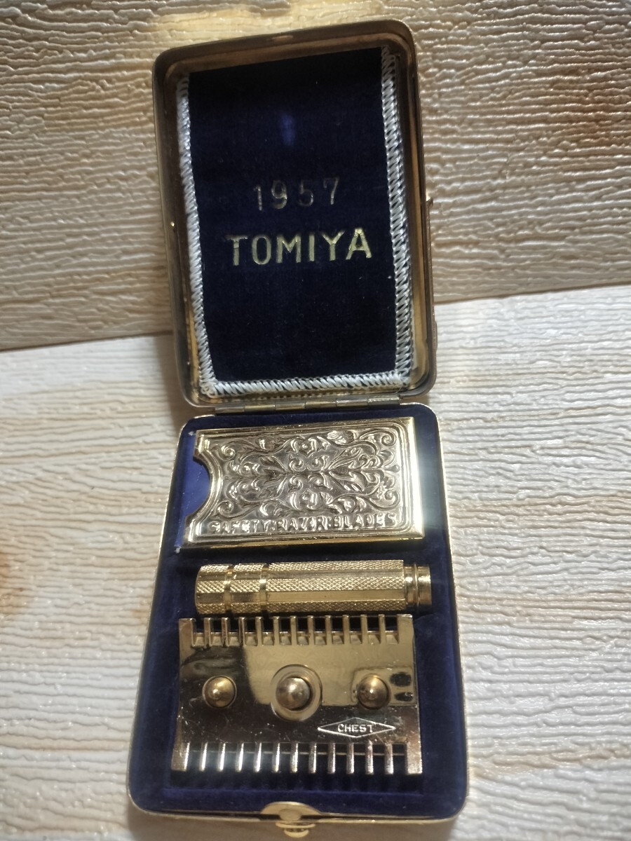 昭和レトロ!TOMIYA !1957年製! メッキ安全剃刀!髭剃り!アンティーク!コレクション放出!新品未使用品!希少品!s1右3家拍卖