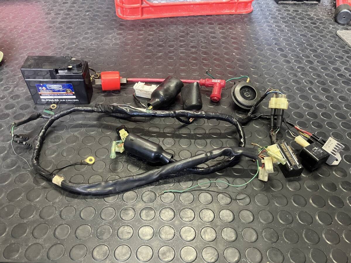 AB27 12V キャブ モンキー ゴリラ ホンダ 純正 ハーネス 武川 ハイパー CDI キタコ IG コイル バッテリー 拍卖