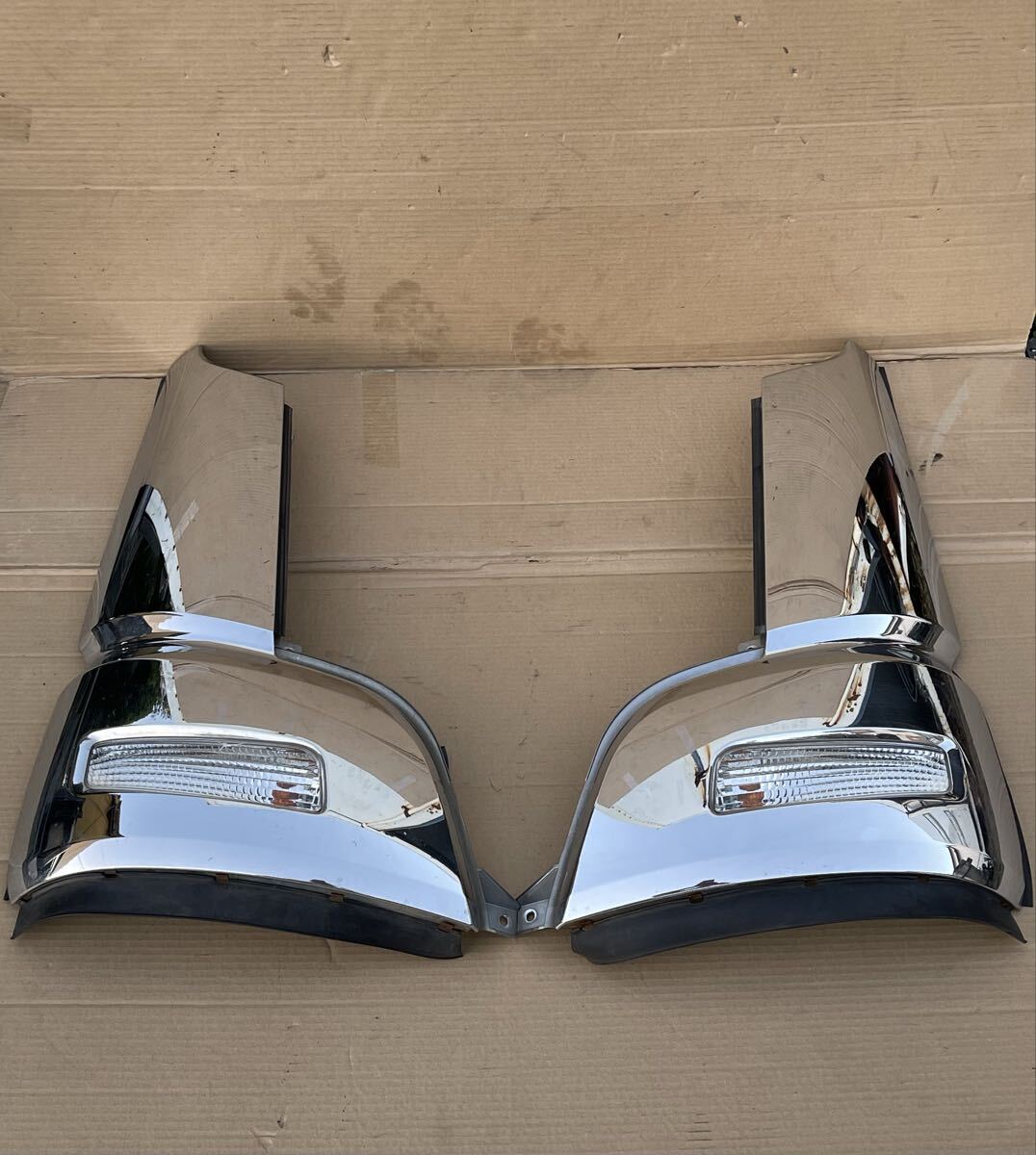 198 三菱 ふそう スーパーグレート メッキ コーナー パネル 左右セット メッキコーナーパネル拍卖