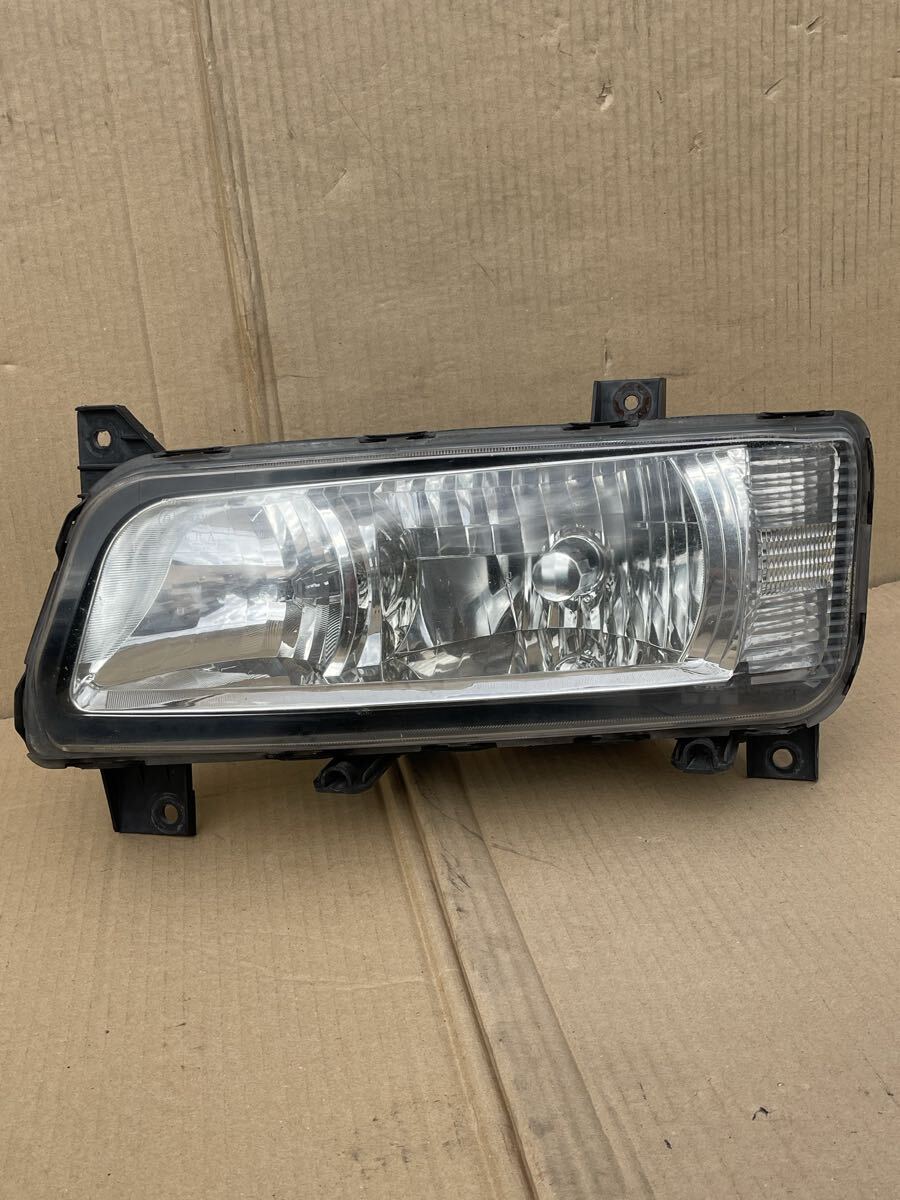230 三菱 ふそう スーパーグレート ヘッドライト 左 左側 助手席側 KOITO 100-87909 点灯確認済み拍卖