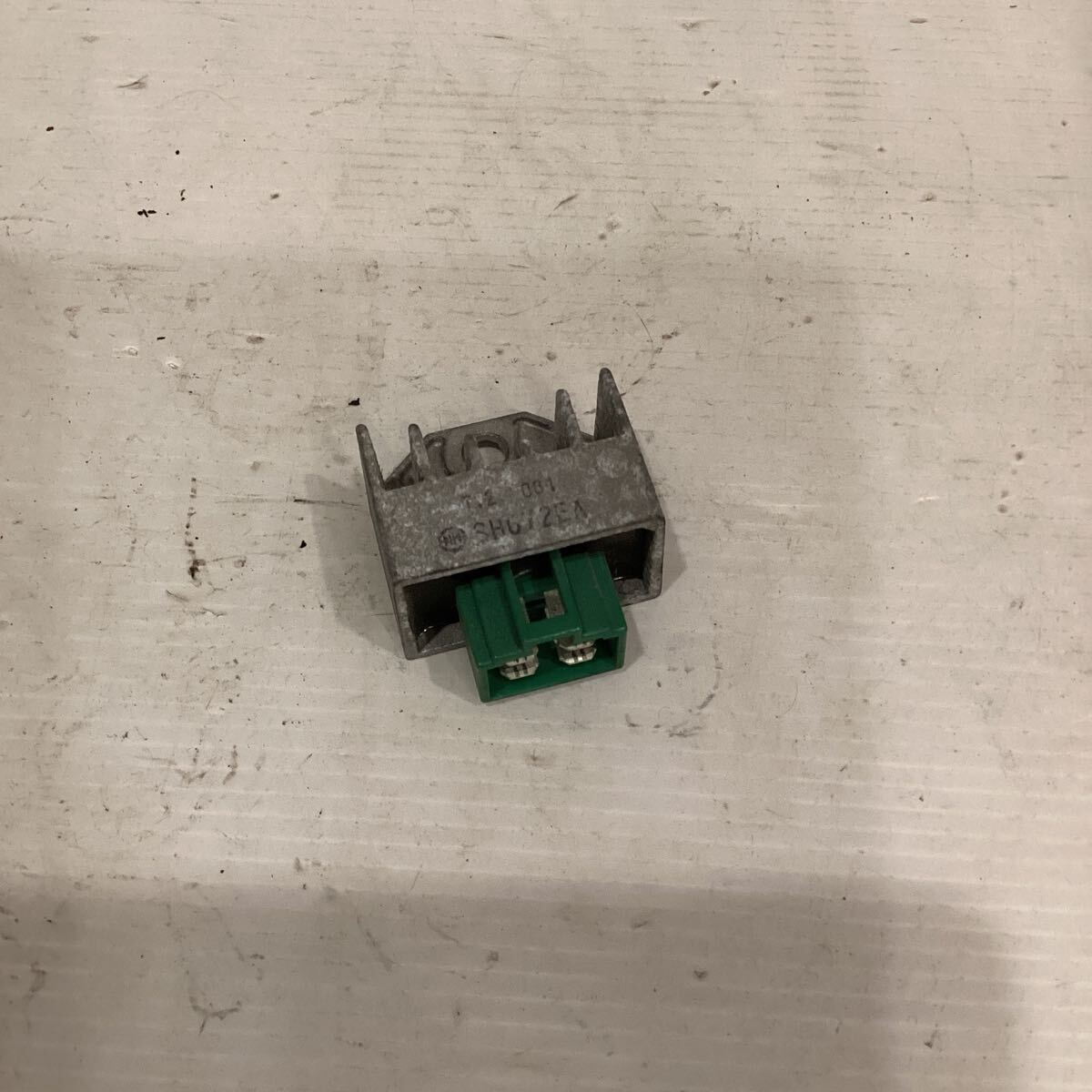 D35-33 スズキ レッツ4 パレット CA41A レギュレーター 動作確認済み 純正部品拍卖