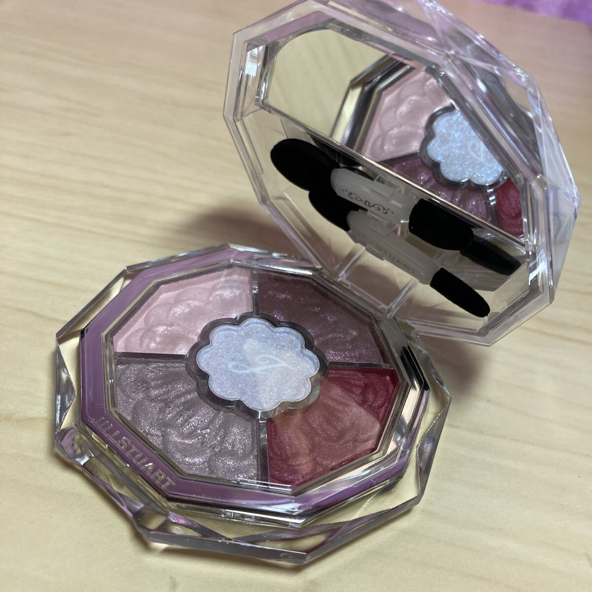 未使用 ジルスチュアート ブルームクチュール アイズ ジュエルドブーケ 04 アイカラー 6g コスメ デパコス ラメ メイク 化粧品拍卖