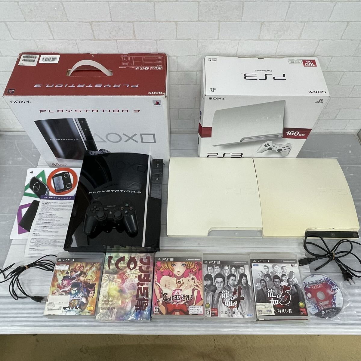 【B791-11】 PS3 model CECHL00 + CECH-3000A + CECH-2500A + 専用ソフト15点 + コントローラー + 電源ケーブル 等 まとめ売り 通電ok拍卖