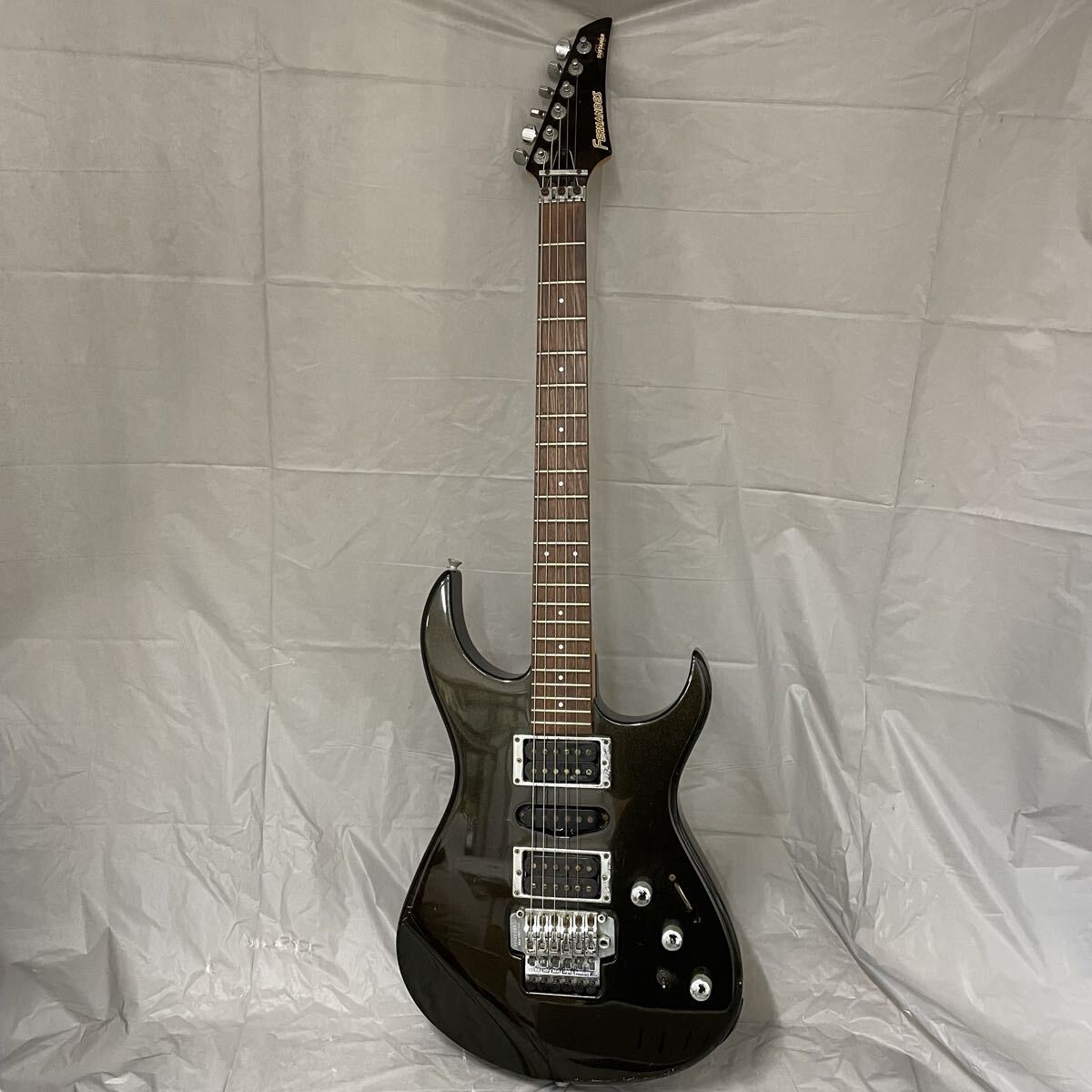 【B796-11】 フェルナンデス FGZ-650S? sustainer エレキギター 90年代 フロイドローズ 単品のみ ジャンク品 メーカ名以外詳細不明拍卖