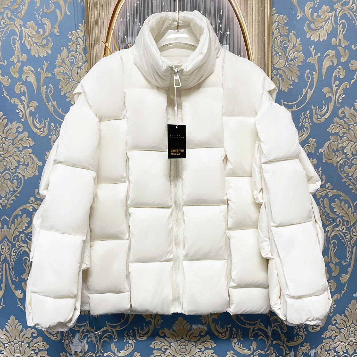 定価10万★christian milada・ミラノ発・ダウンジャケット★ダックダウン90% 保温 ソフト 立体感 個性 ブルゾン アウター 街着 冬 L/48拍卖
