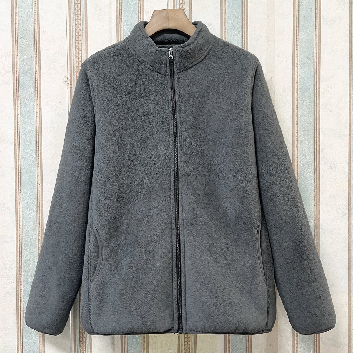 高級 定価7万 FRANKLIN MUSK・アメリカ・ニューヨーク発 ジャケット カシミア100% 防寒 柔らか 暖か 無地 裏起毛 アウター 秋冬 サイズ4拍卖