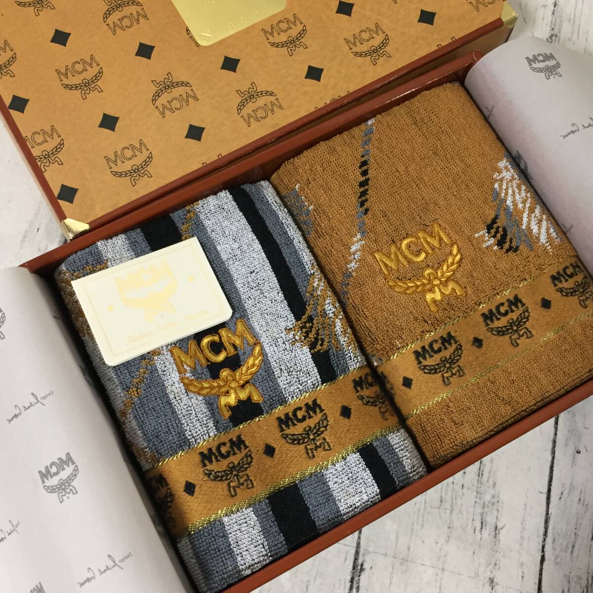 MCM エムシーエム ハンドタオル ウォッシュタオル 2枚 Z51126拍卖