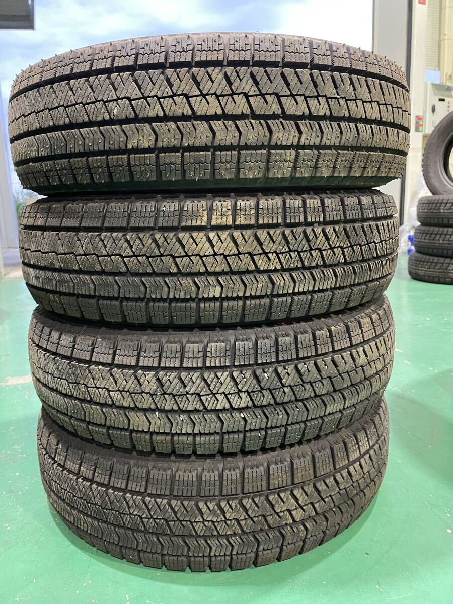 【1617】14インチ スタッドレス BRIDGESTONE BLIZZAK VRX2 155/65R14 75Q 冬用 2022年製 9分山 中古タイヤ 4本セット拍卖