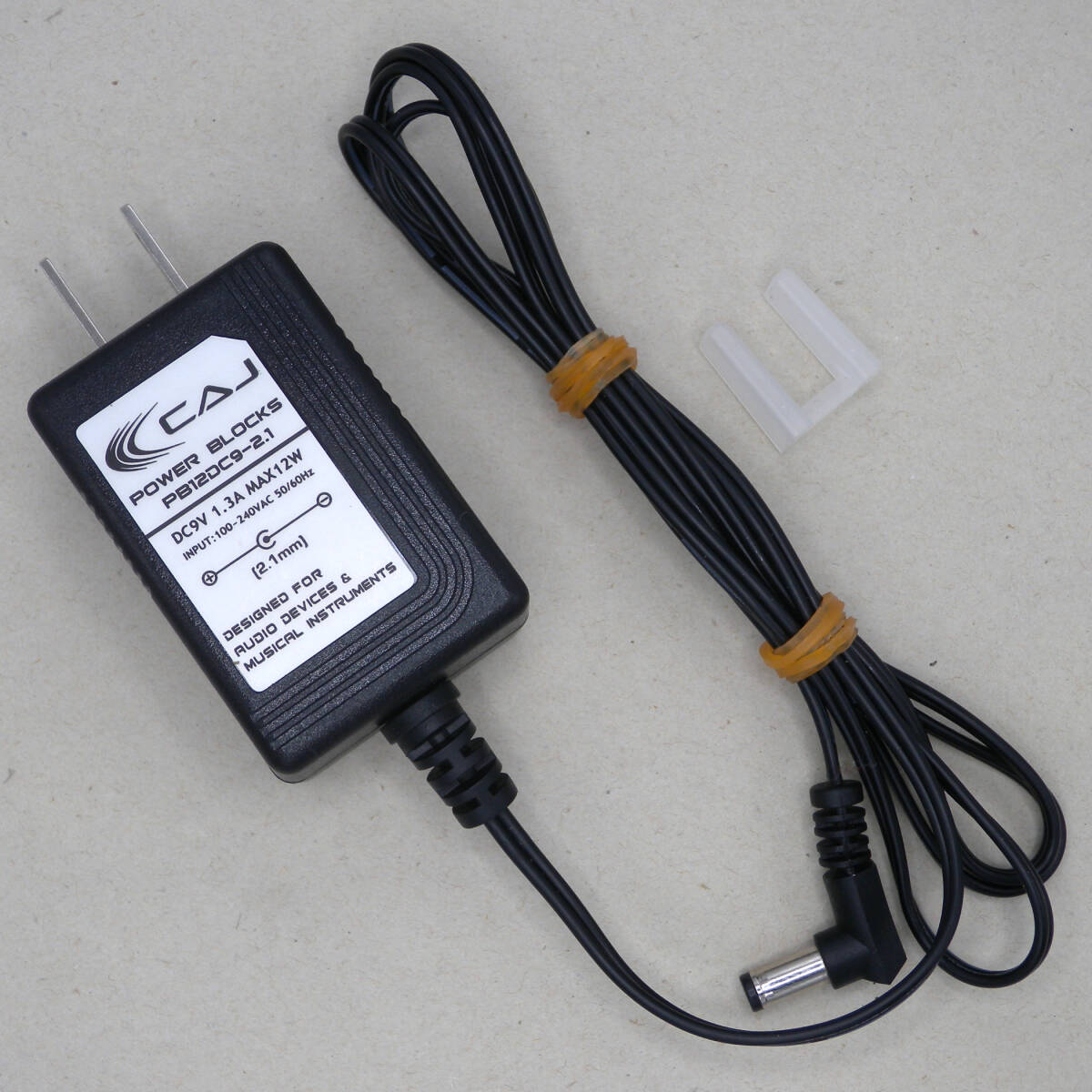 送料無料 CAJ CUSTOM AUDIO JAPAN ACアダプター POWER BLOCKS PB12DC9-2.1 センターマイナス 9V 9.0V 1.3A 12W L字型プラグ 5.5mm 2.1mm拍卖