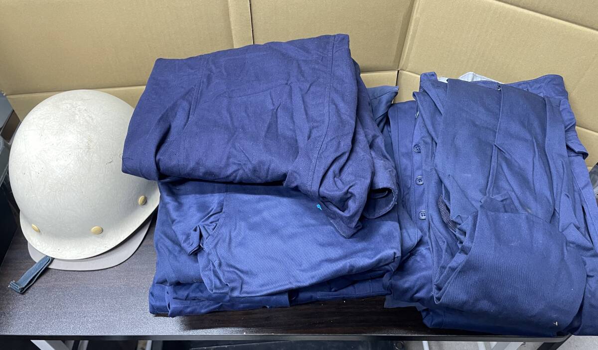 【H82】旧国鉄(日本国有鉄道) 機関仕用作業服 制服 帽子 ヘルメット 上着(6着) 下着(5着) 未使用長期保管 ナッパ服 昭和レトロ 国鉄 希少拍卖