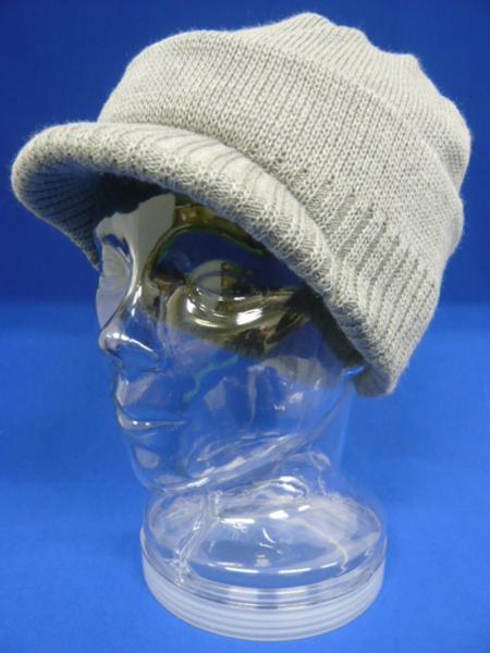 ◆人気のツバ付♪しっかりとした被り心地のニット帽◆ グレー拍卖