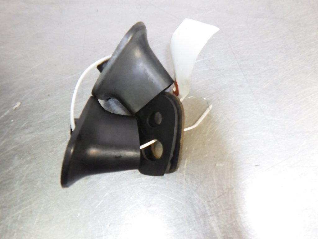 GPZ400R フロントウィンカーベース左右セット☆最終型拍卖