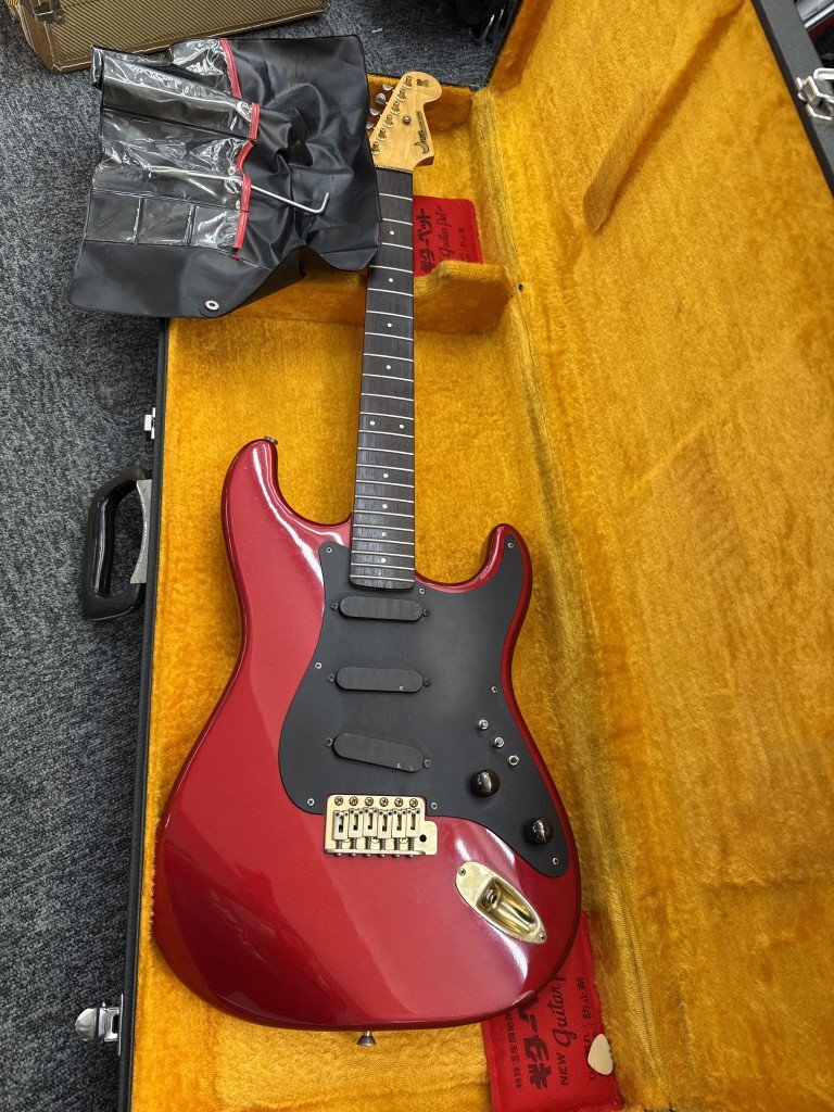 ▽売り切り1000円~★ Moon Custom ムーン エレキギター レッド 弦なし 現状品 KB214150拍卖
