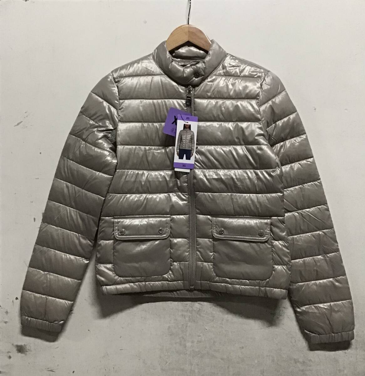 《 H 690 》★新品未使用★Calvin Klein カルバンクライン ジャケット レディース 中綿 コストコ仕入れ 定価8698 XS 防寒 激安 お買い得拍卖