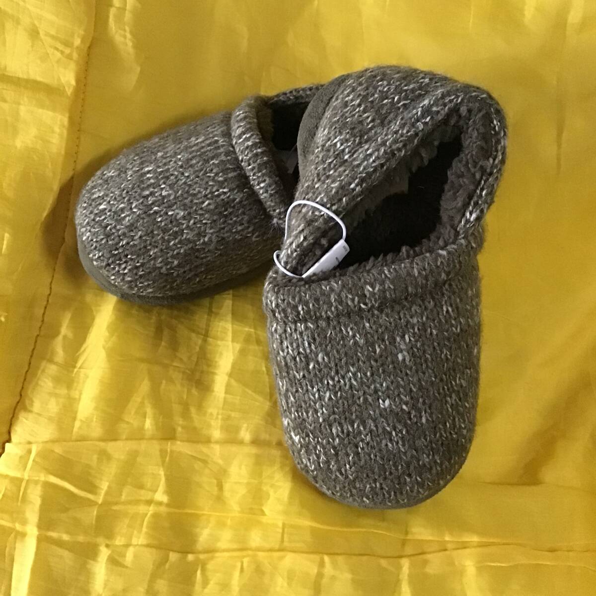 《 H 603 》★新品未使用★ Dearfoams キッズスリッパ TOTAL COMFORT MEMORY FOAM 定価1788 コストコ仕入れ 男女兼用 室内外 滑りにくい拍卖