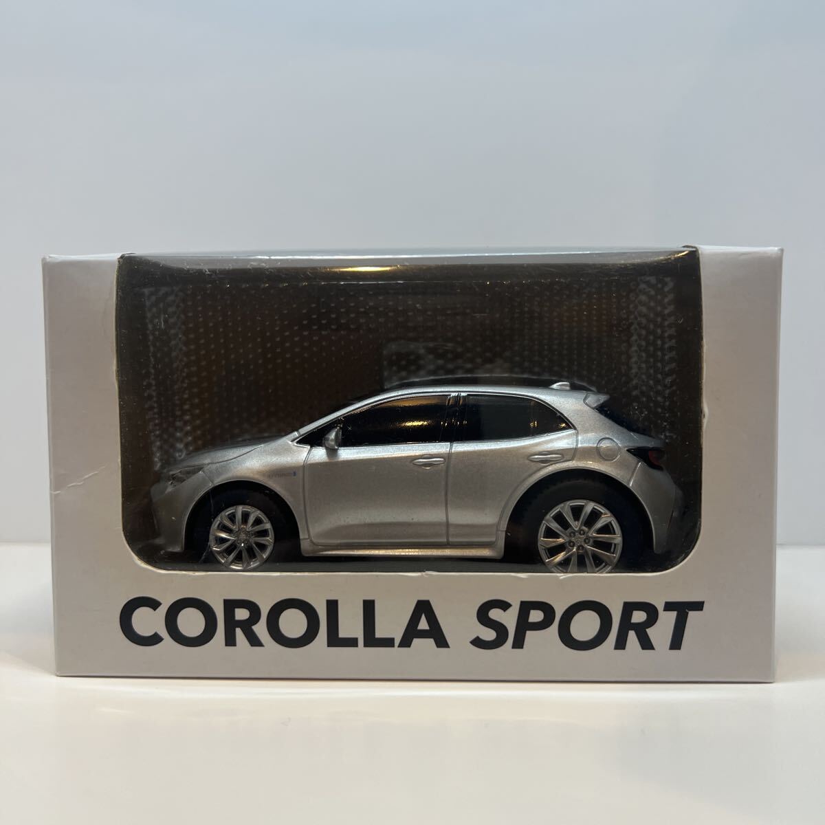 非売品 TOYOTA ディーラー特注 COROLLA SPORT トヨタ カローラスポーツ シルバー 銀 カラーサンプル プルバックカー ミニカー拍卖