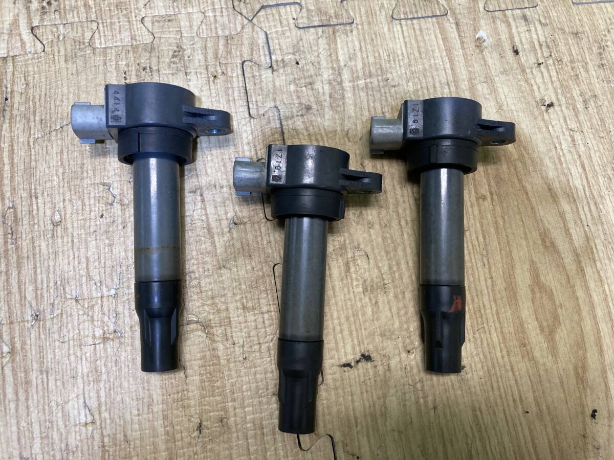 ★スズキ ジムニー4型★TA-JB23W イグニッションコイル ダイレクトコイル 点火コイル 76G1 正常作動品 純正品 3本セット Z13拍卖