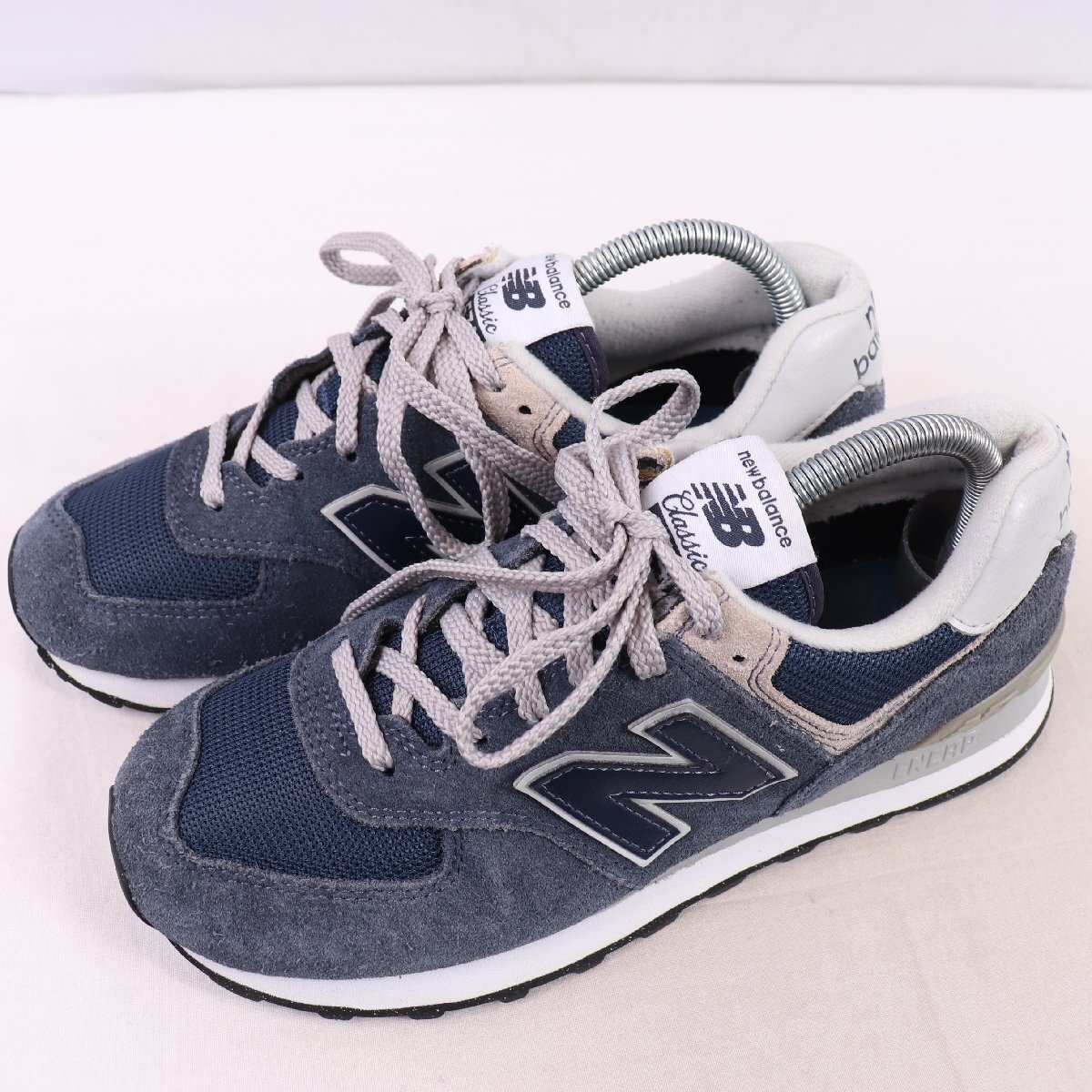 574 ニューバランス 25.0cm/new balance 紺 ネイビー 灰 グレー 中古 古着 メンズ スニーカー yy7347拍卖