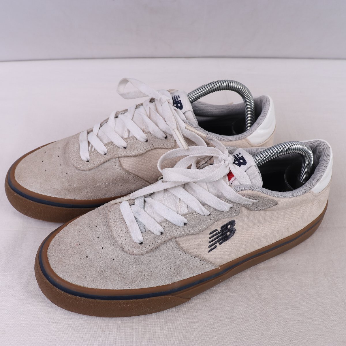 232 ニューバランス 25.5cm/new balance 灰 グレー 紺 ネイビー 茶 ブラウン 中古 古着 スニーカーメンズ スニーカー yy7376拍卖