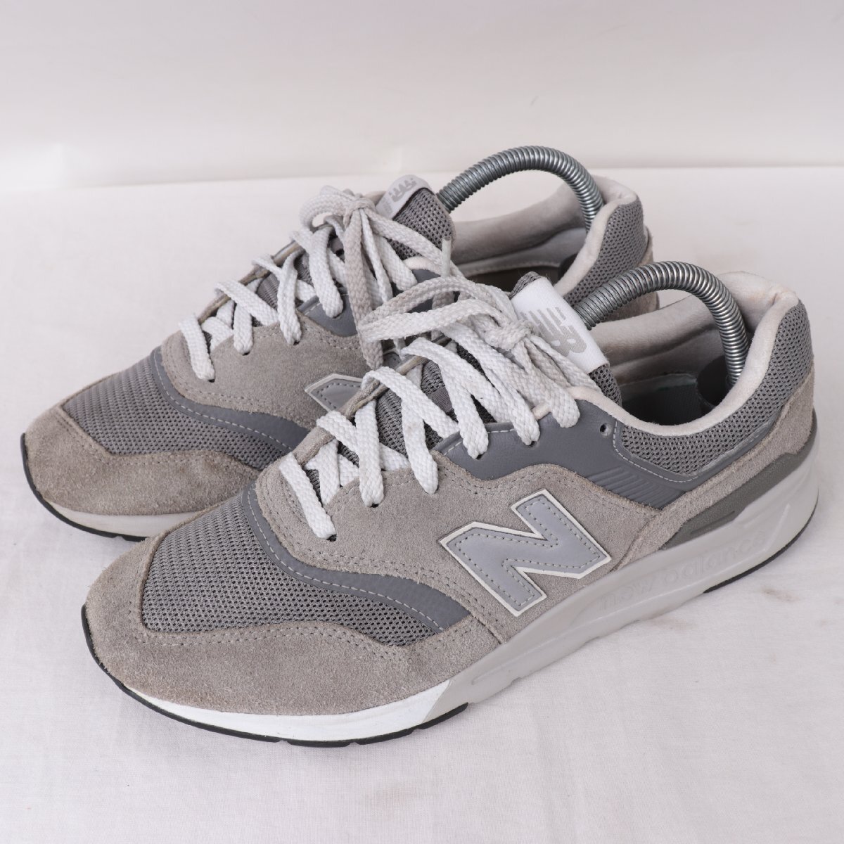 997H ニューバランス 25.5cm/New Balance グレー 灰色 シルバー 白 中古 古着 スニーカー メンズ yy708拍卖