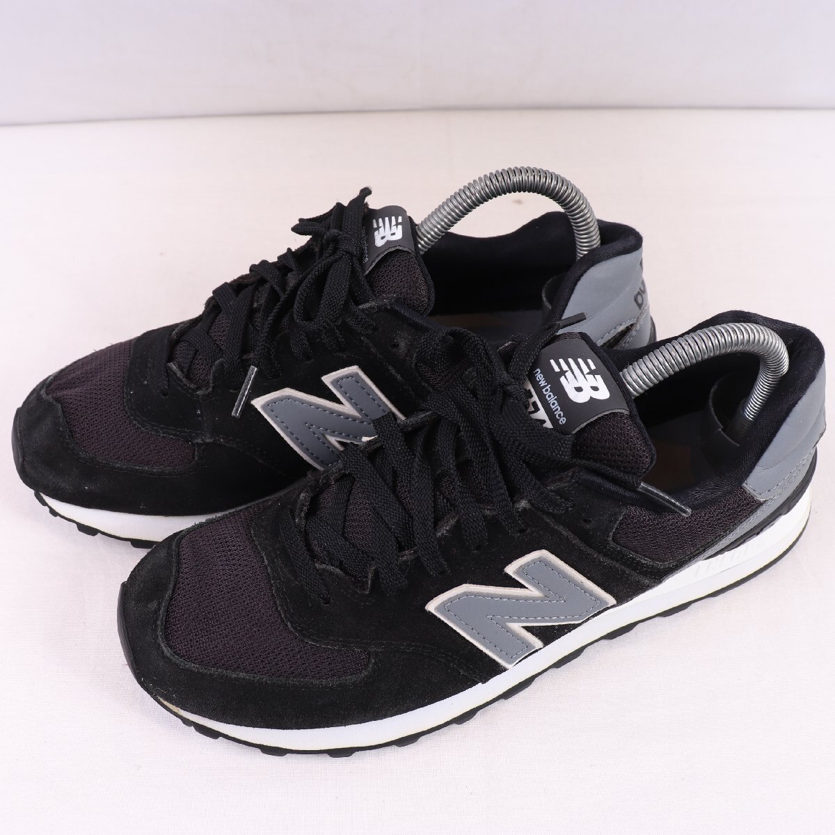 574 ニューバランス 25.5cm/new balance 黒 ブラック 銀 シルバー 中古 古着 メンズ スニーカー yy7386拍卖