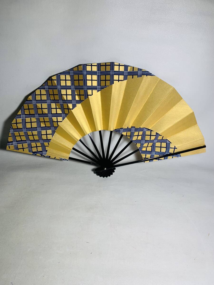 舞扇 扇子「金地青格子柄」r706 /日本舞踊 能楽 能扇 扇子 飾扇拍卖