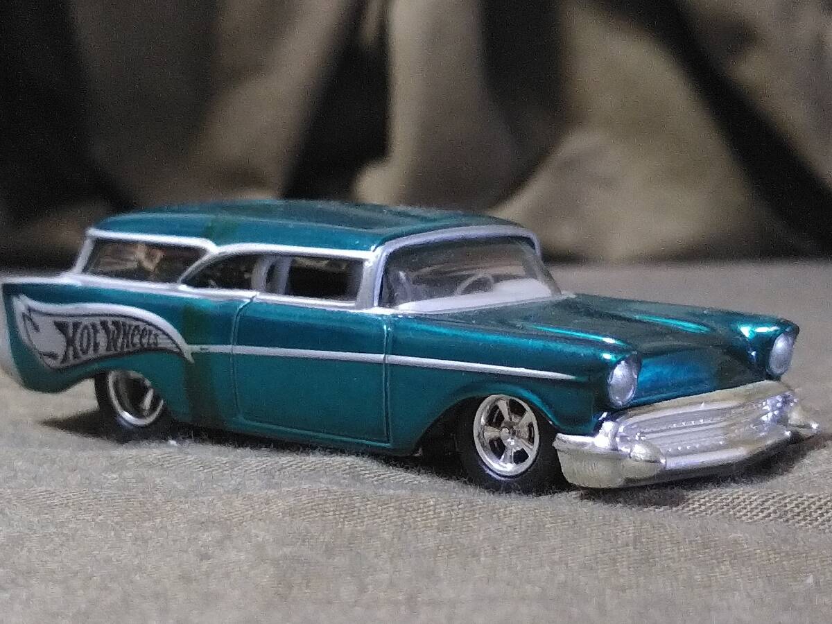 HotWheels 100% ルース '57 57CHEVY NOMAD拍卖