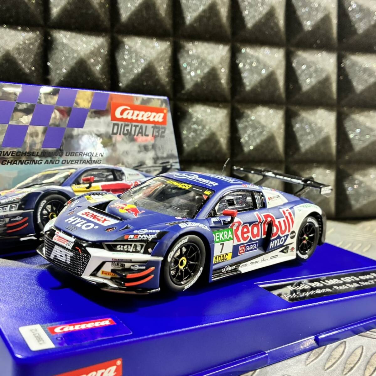 【再入荷!】1/32 Carrera 20032044 Audi R8 LMS GT3 evo II "Abt Sportsline - Red Bull, No.7" DTM 2024 スロットカー拍卖