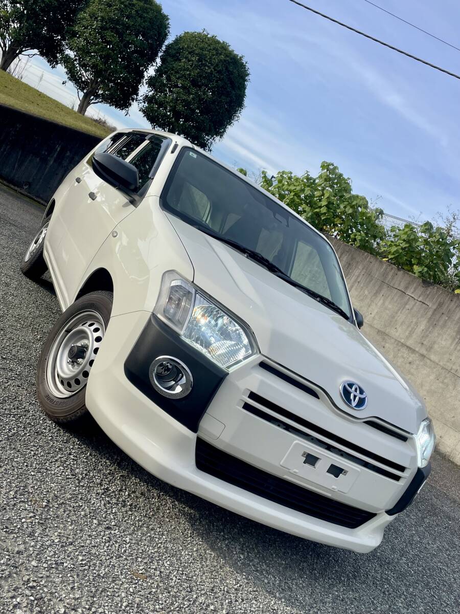 低走行☆予備検査2年付☆上級グレード★トヨタ 160プロボックス ハイブリッド GX 令和4年 ホワイト 新品LEDライト類 磨きコーティング★拍卖