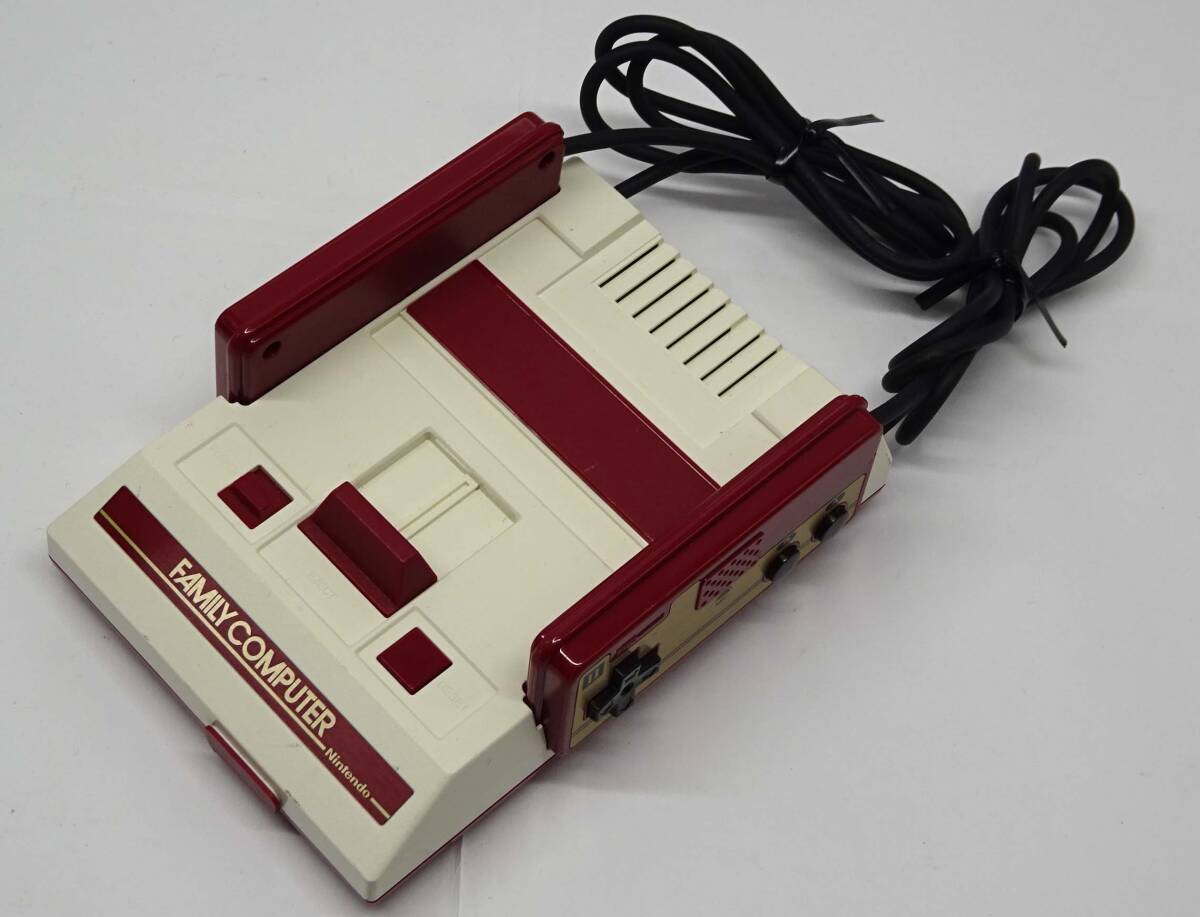 ニンテンドークラシックミニ ファミリーコンピュータ 本体のみ拍卖