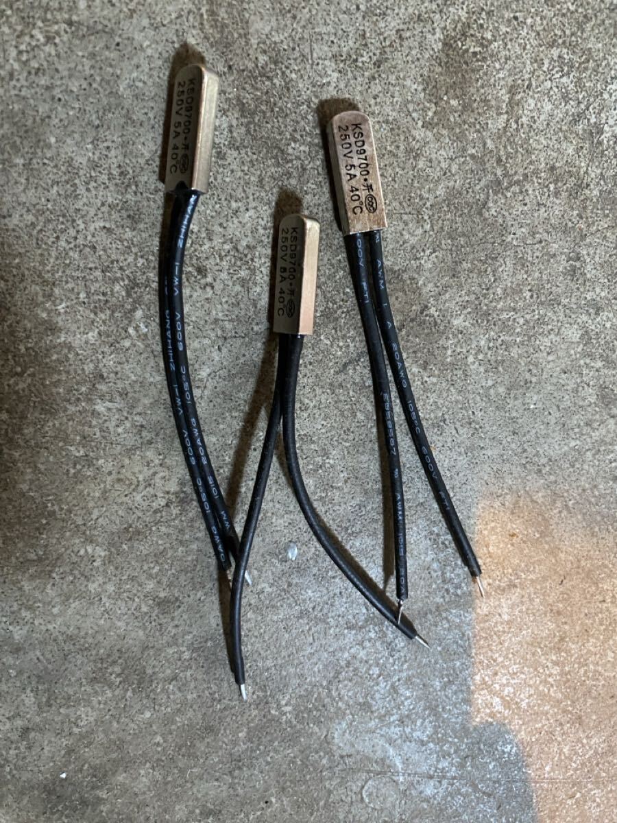 【送料無料】KSD9700 バイメタル式サーモスタット(温度スイッチ)バイメタル サーモスイッチ 常閉型 小型 温度スイッチ 温度センサー 5個拍卖