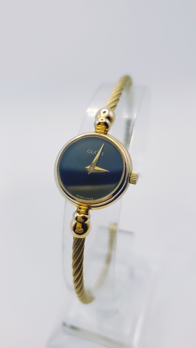 【稼働品】美品。元箱、説明書付き。 グッチ GUCCI 2700.2.L 。 クォーツ拍卖