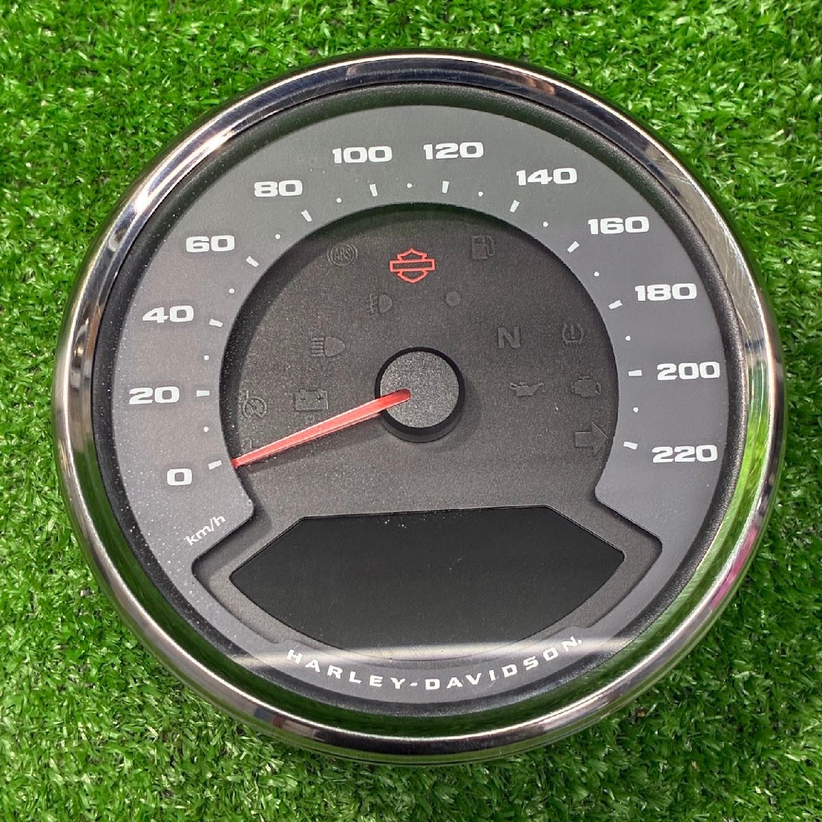 ハーレー ソフテイル 純正 スピードメーター 5インチ 70900685 2018年以降対応 中古拍卖