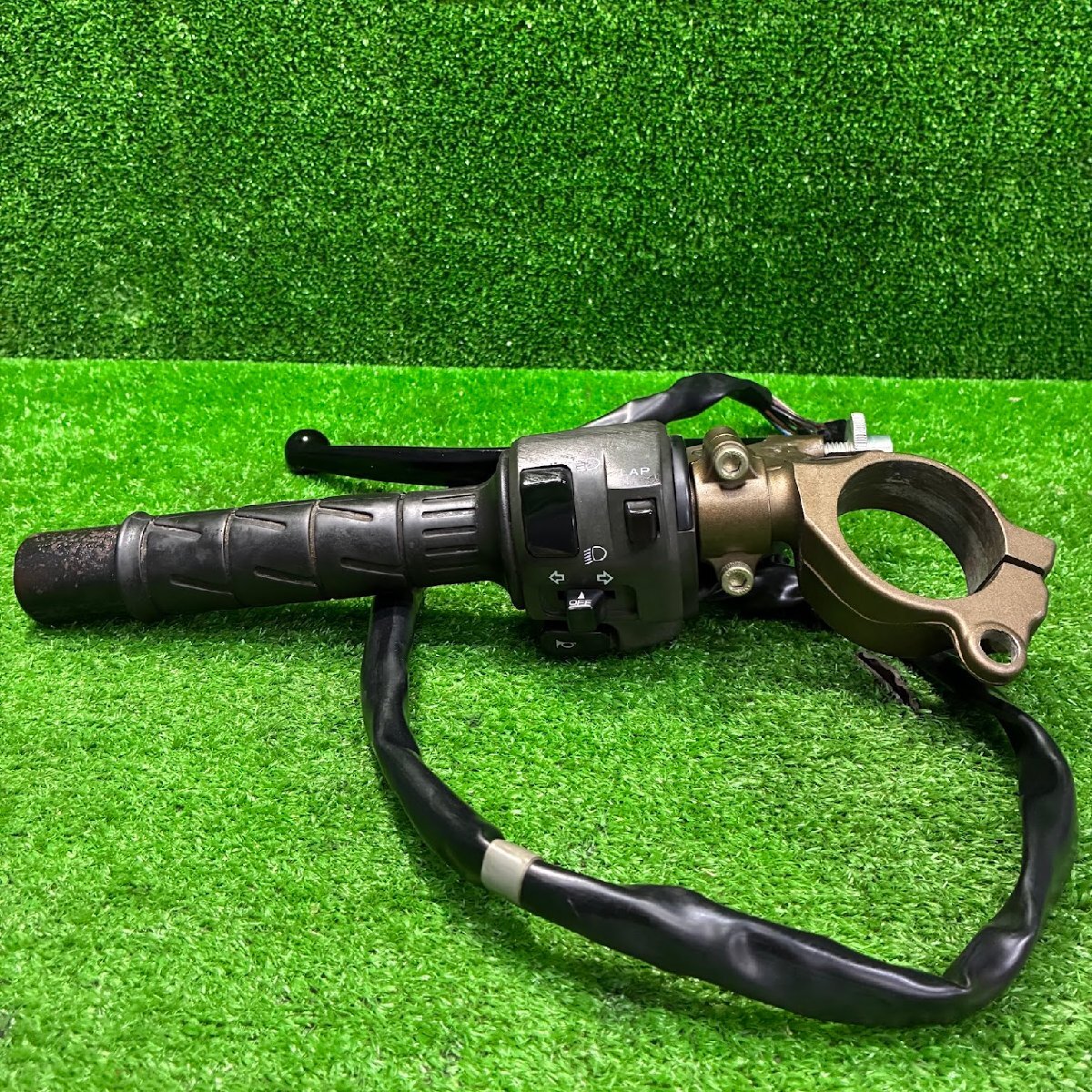 カワサキ Ninja ZX-10R(2004-2005年) 純正 左ハンドルスイッチ&クラッチレバー ASSY 中古拍卖