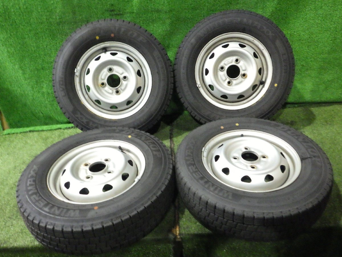◆ 溝あり 2024年製 鉄 スチールホイール スタッドレスタイヤ 12インチ 4本 ダンロップ 145/80R12 80/78N LT 軽バン DA17V DR17V 中古 J35拍卖