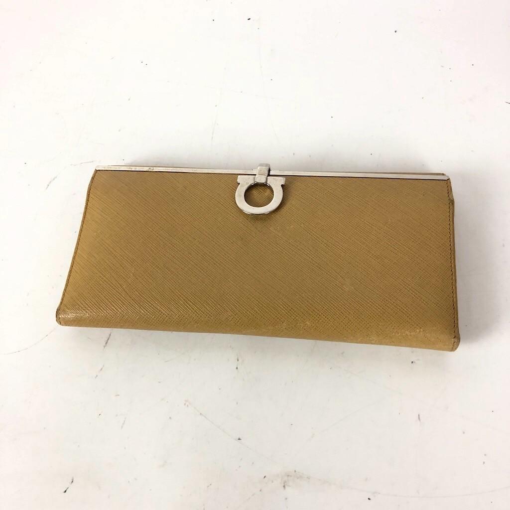 Salvatore Ferragamo サルヴァトーレフェラガモ ガンチーニ 財布 カードケース カード入れ お札入れ 小銭入れ コインケース ブランド拍卖