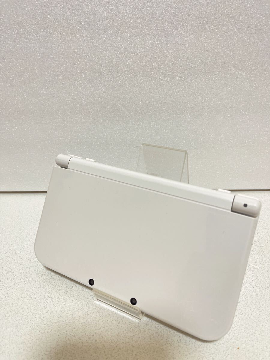 New ニンテンドー3DS LL パールホワイト 任天堂拍卖