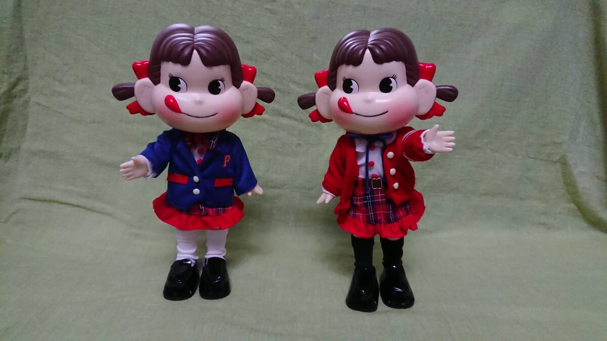 ★未使用 極上最高備品★ぺこちゃん フィギュア★各部可動式・高さ25cm・赤&青2体セット★専用紙袋付拍卖