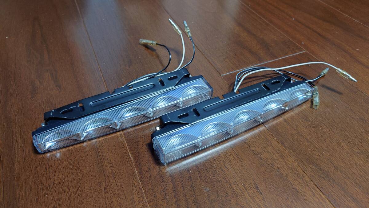 ★中古品★PIAA DR185★LED DAY TIME RUNNING LAMP(LED デイタイムランプ)★1セット(左右)★車検対応可・取扱説明書付拍卖