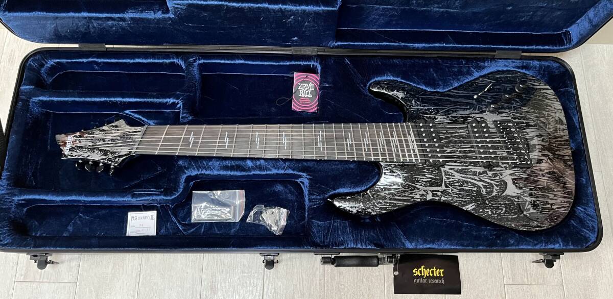 美品■SCHECTER C-8 Multiscale Silver Mountain■8弦マルチスケール■ファンドフレット■ハードケース付き拍卖