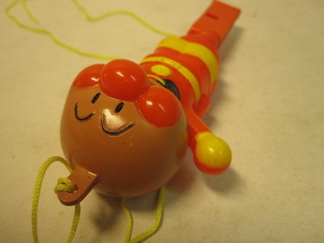 アンパンマンソフビ人形(ハッカパイプ・笛)拍卖