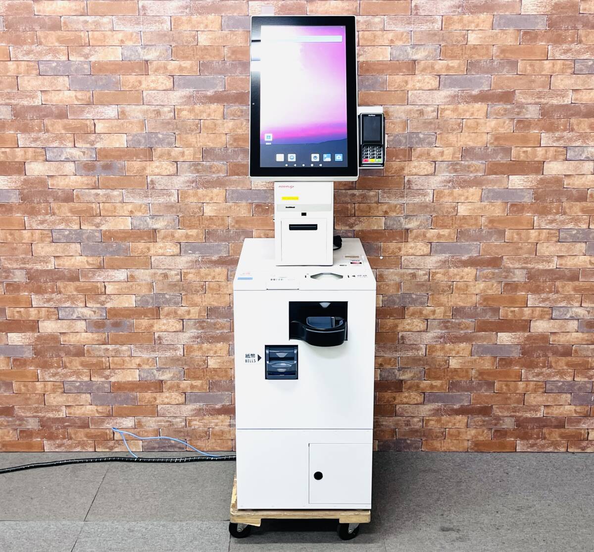 【現状販売】POSIFLEX セルフレジ&券売機 EK-2100 Series EK-2110 釣銭機 RT-380RAD-380 新500円硬貨対応 W5263001拍卖