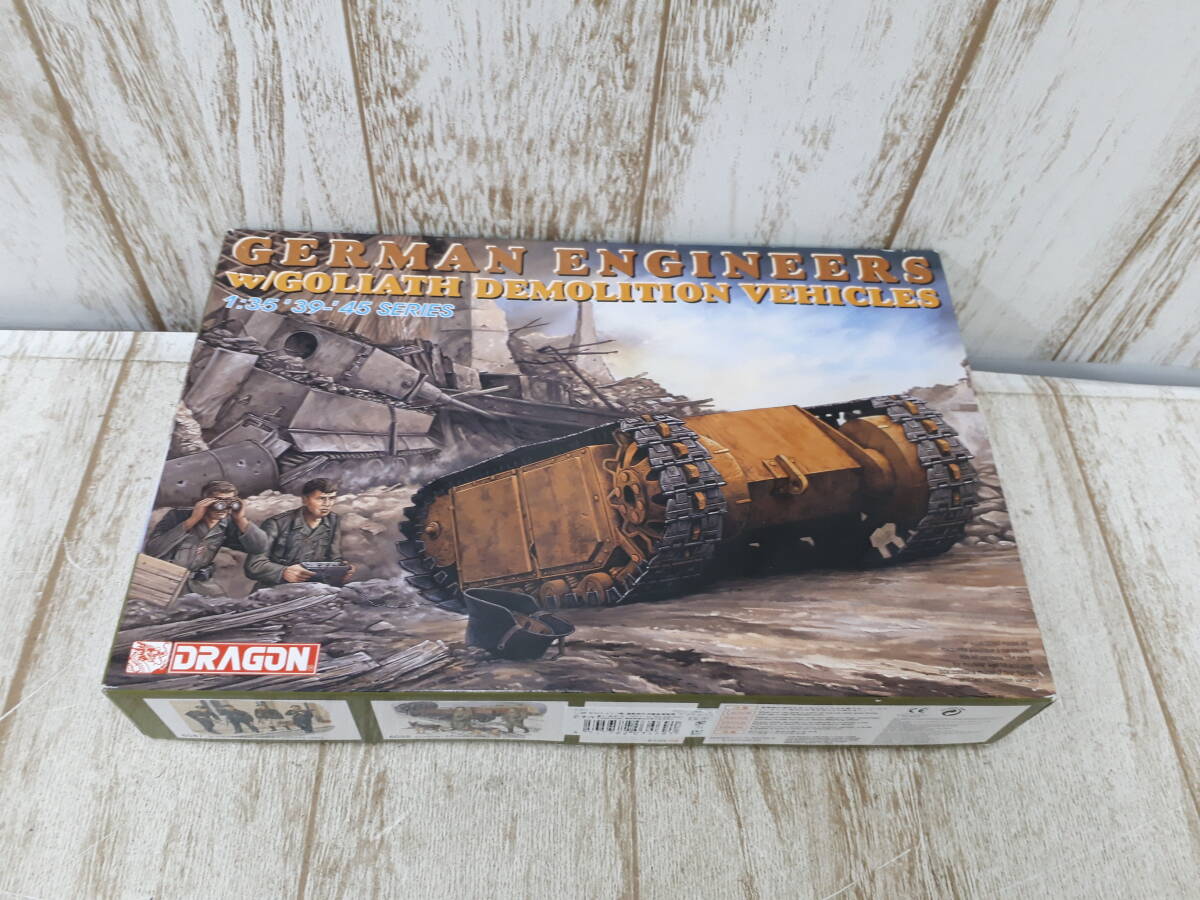 Hf6849-100♪【60】未組立 ドラゴン 1/35 ドイツ軍 遠隔操作式爆薬運搬車 ゴリアテ w/工兵拍卖