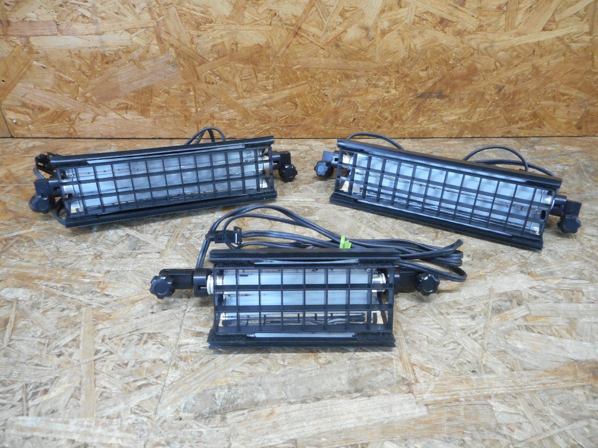 ◎【点灯確認済み】キノフロ KINOFLO ミニフロ 型番不明 照明 ライト 専用ハードケース付き 3灯セット 現状品◎L-615拍卖