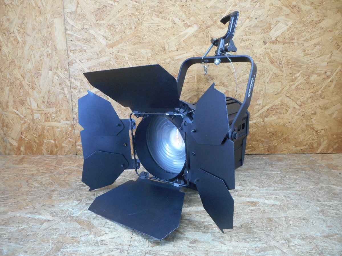 ◎SILVER STAR・FREZNO ze-2 HD/SS808SW HD LEDフレネルスポットライト/舞台照明/ステージライト◎L-619拍卖